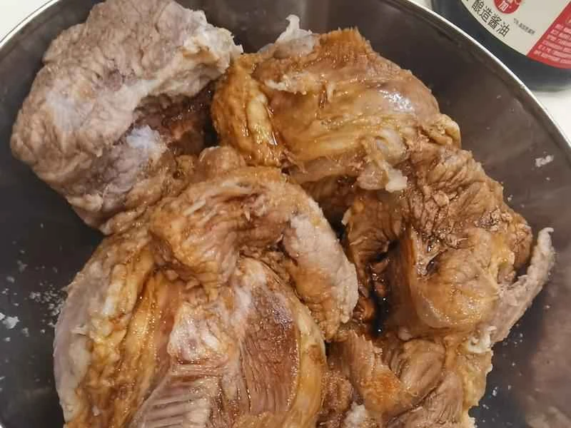 How to make pure milk hand-torn toast: Step 1