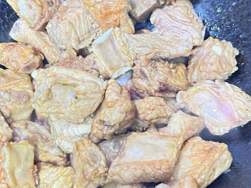 How to make pure milk hand-torn toast: Step 1