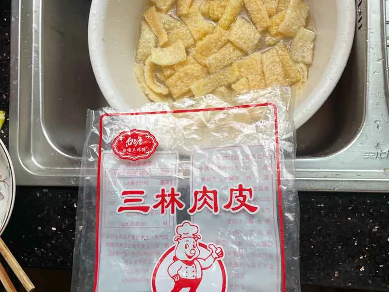 How to make pure milk hand-torn toast: Step 1