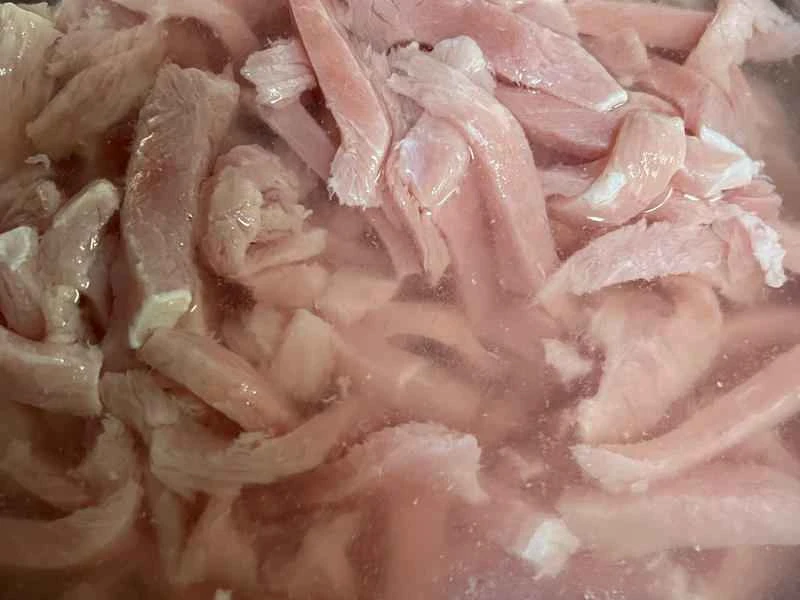 How to make pure milk hand-torn toast: Step 1