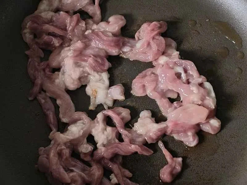 How to make pure milk hand-torn toast: Step 1