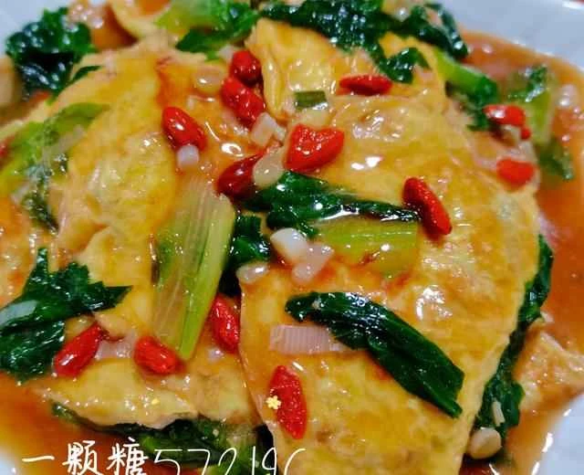 Savory and delicious with rice: "Lettuce and Egg Dumplings"