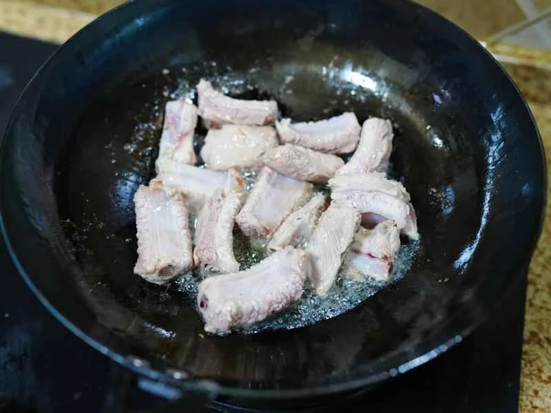 How to make pure milk hand-torn toast: Step 1