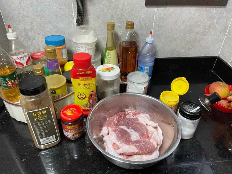 How to make pure milk hand-torn toast: Step 1