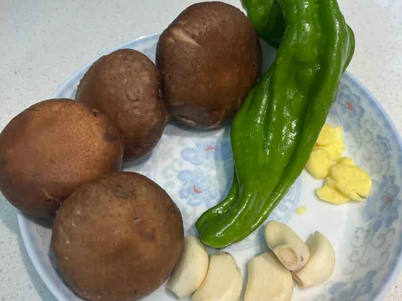 How to make pure milk hand-torn toast: Step 1