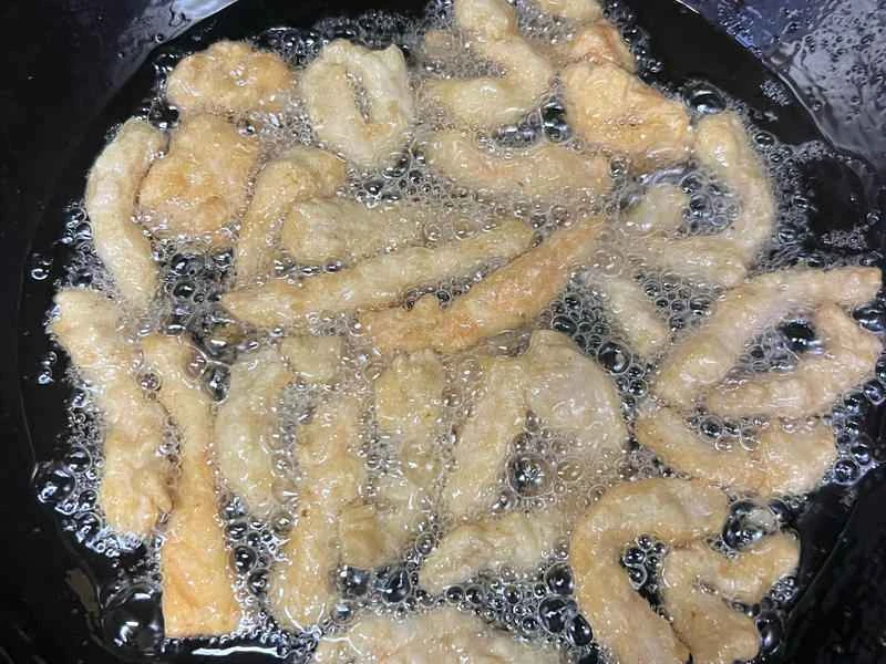 How to make pure milk hand-torn toast: Step 1