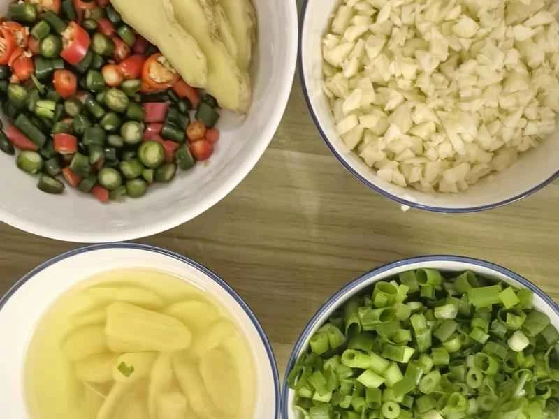 How to make pure milk hand-torn toast: Step 1