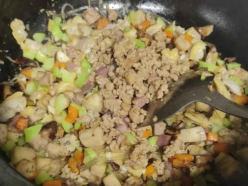 How to make pure milk hand-torn toast: Step 1