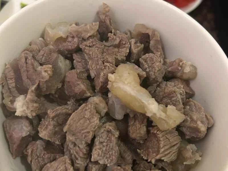 How to make pure milk hand-torn toast: Step 1