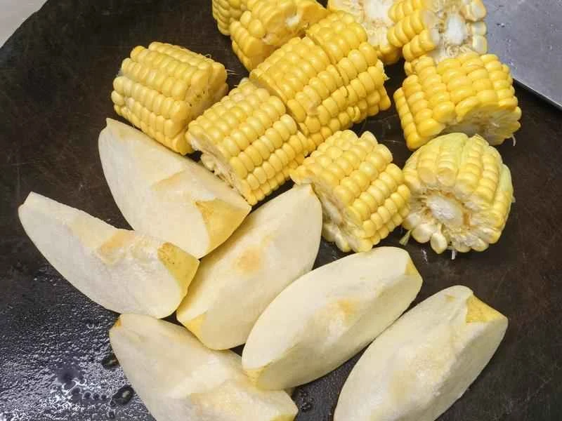 How to make pure milk hand-torn toast: Step 1