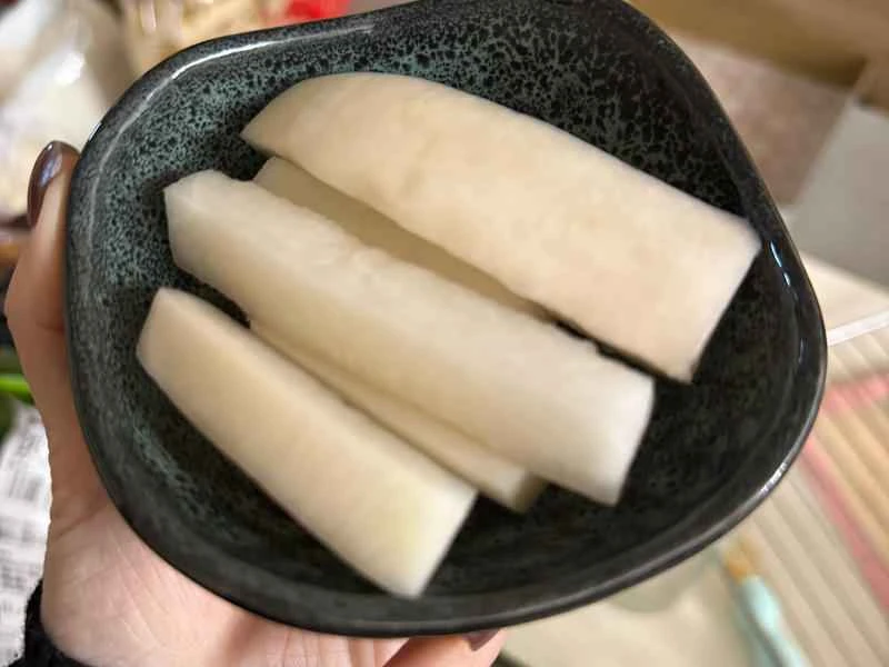 How to make pure milk hand-torn toast: Step 1