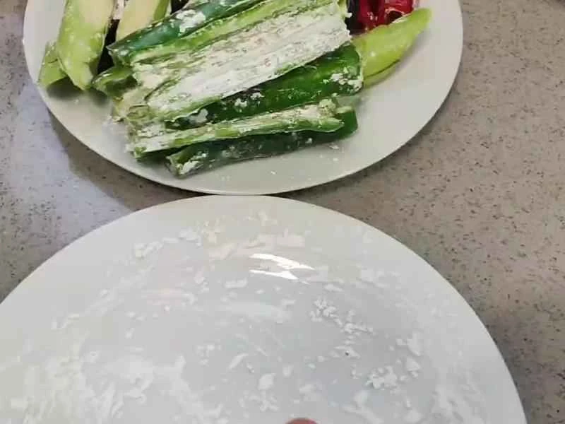 How to make pure milk hand-torn toast: Step 1