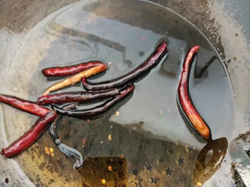 How to make pure milk hand-torn toast: Step 1