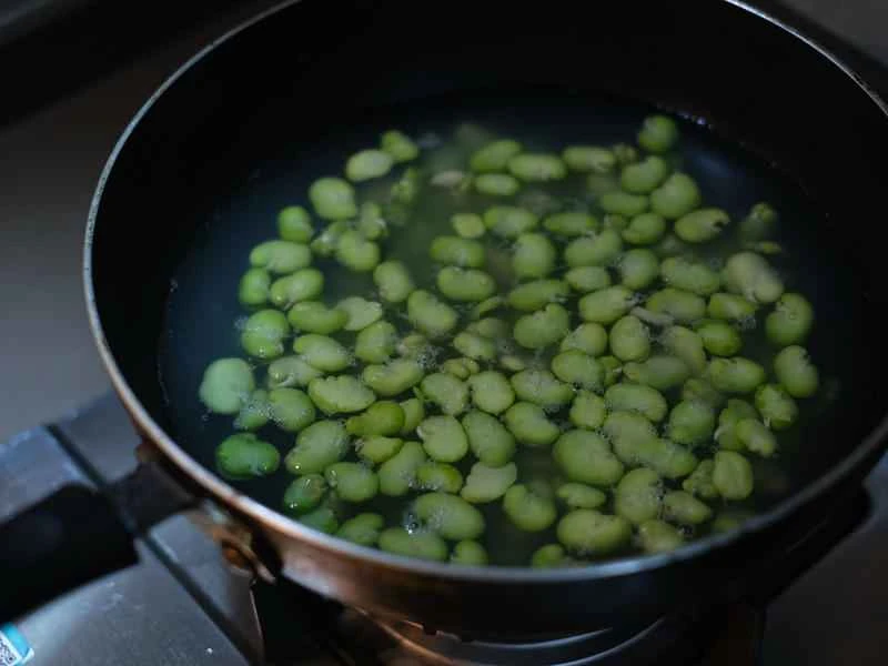 How to make pure milk hand-torn toast: Step 1