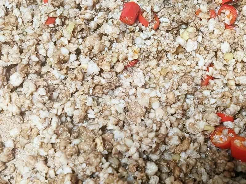 How to make pure milk hand-torn toast: Step 1