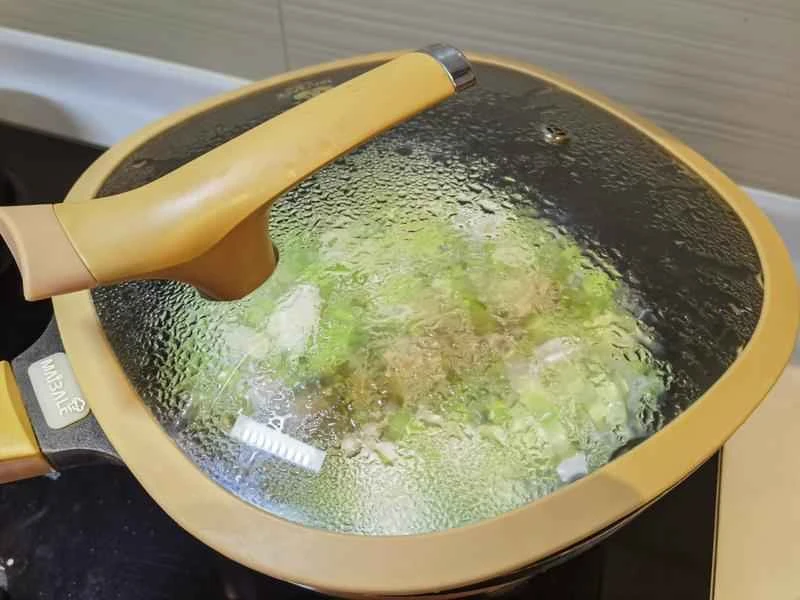 How to make pure milk hand-torn toast: Step 1