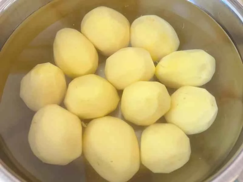 How to make pure milk hand-torn toast: Step 1