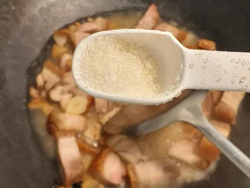 How to make pure milk hand-torn toast: Step 1
