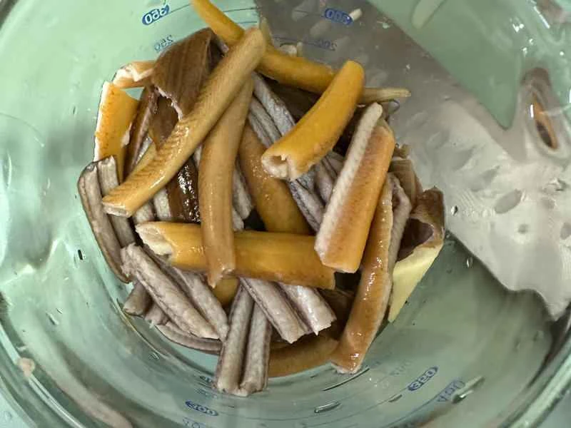 How to make pure milk hand-torn toast: Step 1