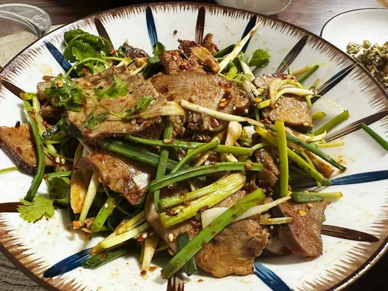 How to make pure milk hand-torn toast: Step 1