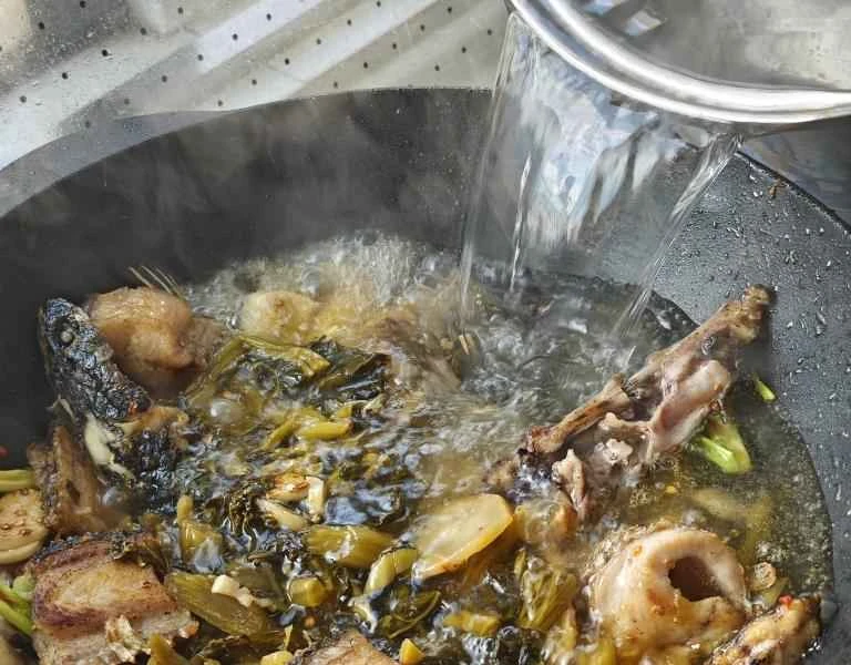 How to make pure milk hand-torn toast: Step 1