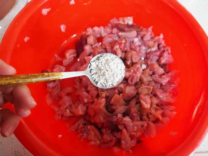 How to make pure milk hand-torn toast: Step 1