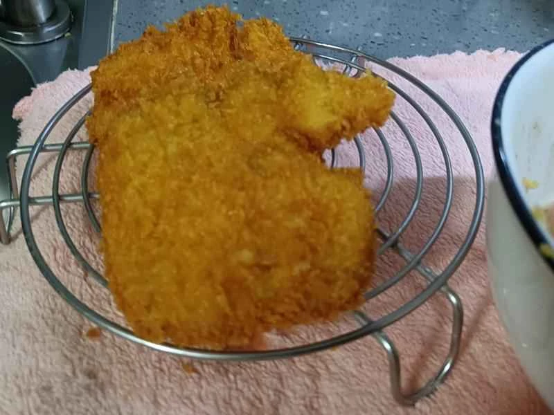 How to make pure milk hand-torn toast: Step 1