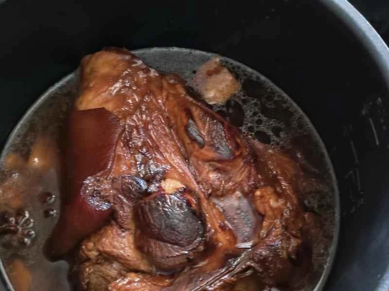 How to make pure milk hand-torn toast: Step 1