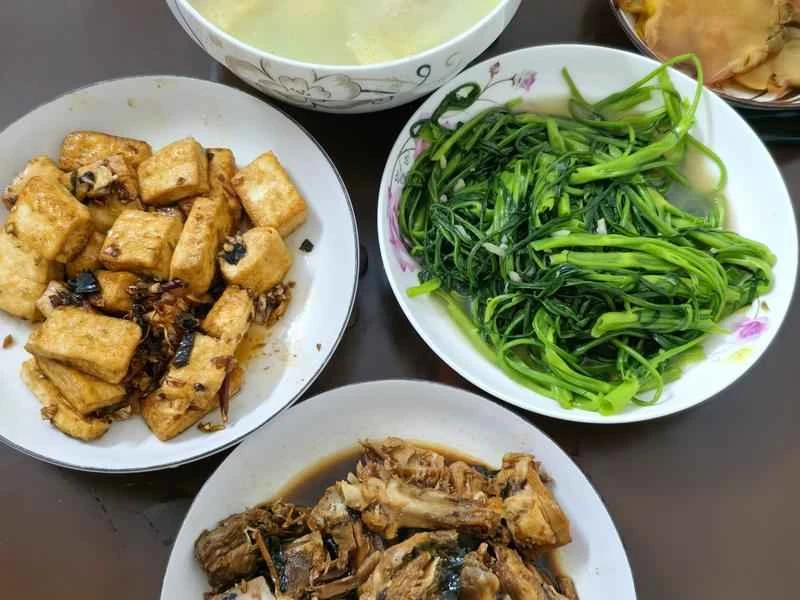 How to make pure milk hand-torn toast: Step 1