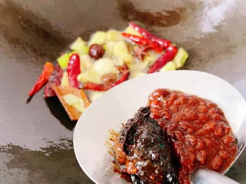 How to make pure milk hand-torn toast: Step 1