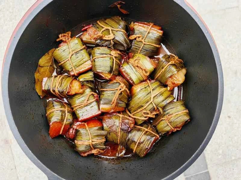 How to make pure milk hand-torn toast: Step 1