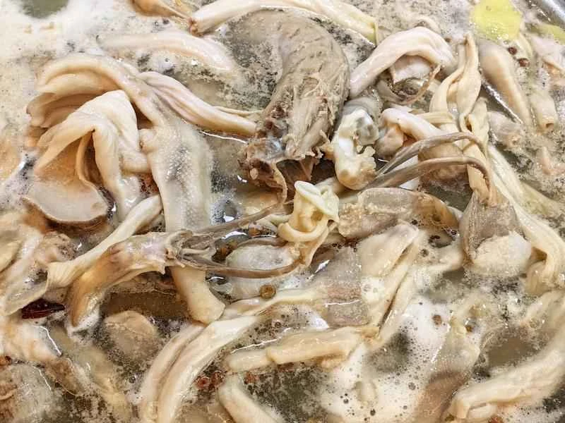 How to make pure milk hand-torn toast: Step 1