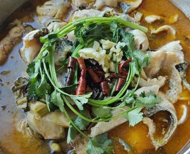 A recipe for easy and delicious pickled fish that you can cook in one pot.