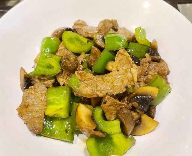 👩‍🍳Stir-fried Beef Slices with Green Peppers and Mushrooms (Home-style Dish) Recipe