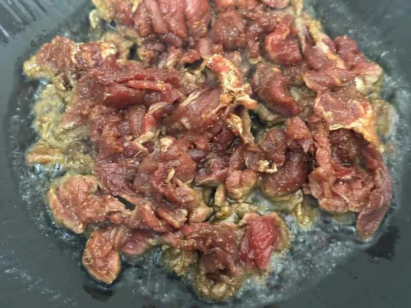 How to make pure milk hand-torn toast: Step 1