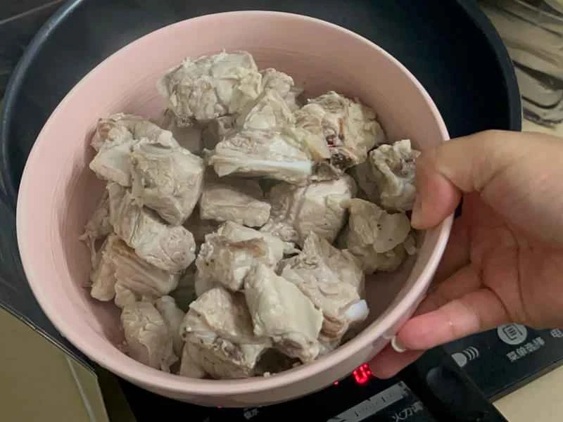 How to make pure milk hand-torn toast: Step 1