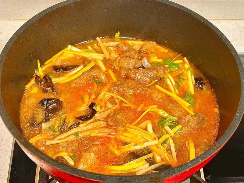 How to make pure milk hand-torn toast: Step 1