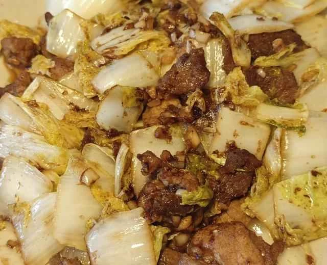 Recipe for stir-fried pork with baby bok choy