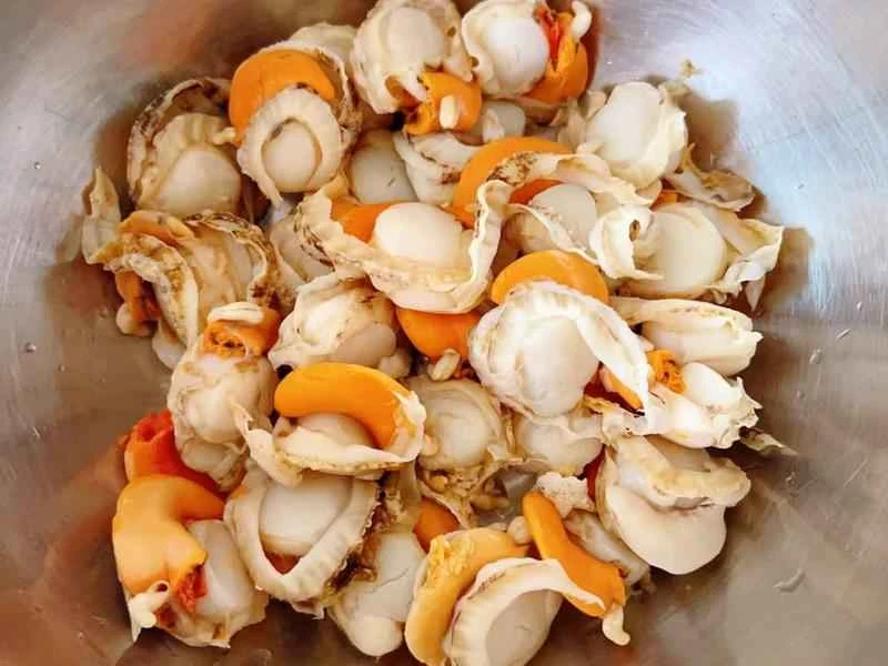 How to make pure milk hand-torn toast: Step 1