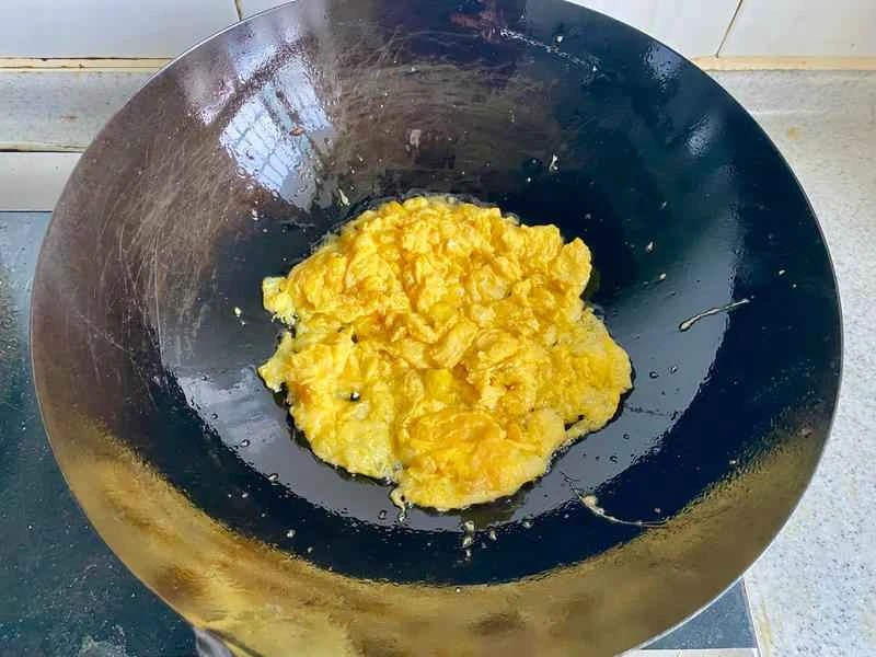 How to make pure milk hand-torn toast: Step 1