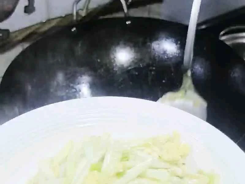 How to make pure milk hand-torn toast: Step 1