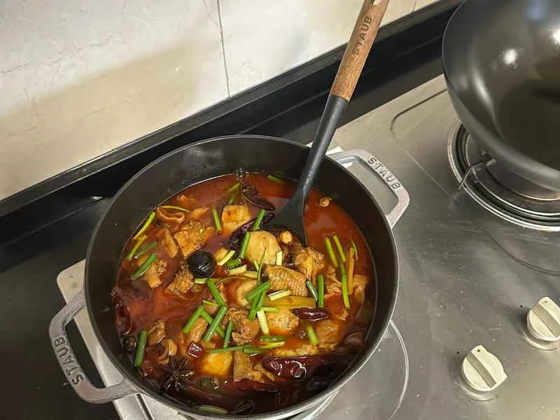 How to make pure milk hand-torn toast: Step 1