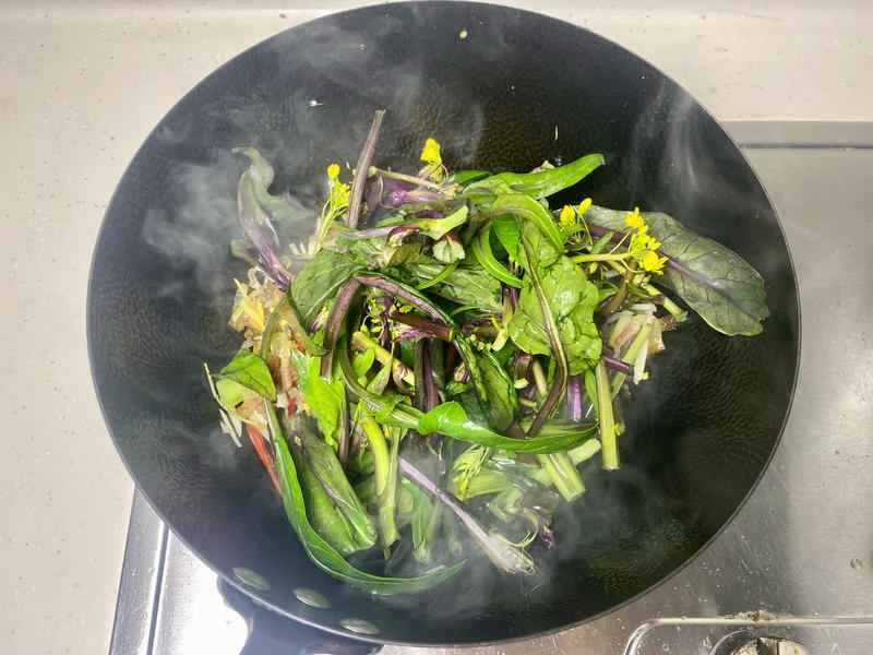 How to make pure milk hand-torn toast: Step 1