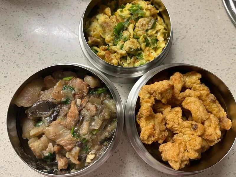 How to make pure milk hand-torn toast: Step 1