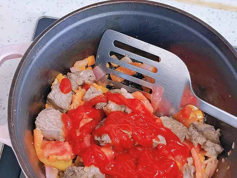 How to make pure milk hand-torn toast: Step 1