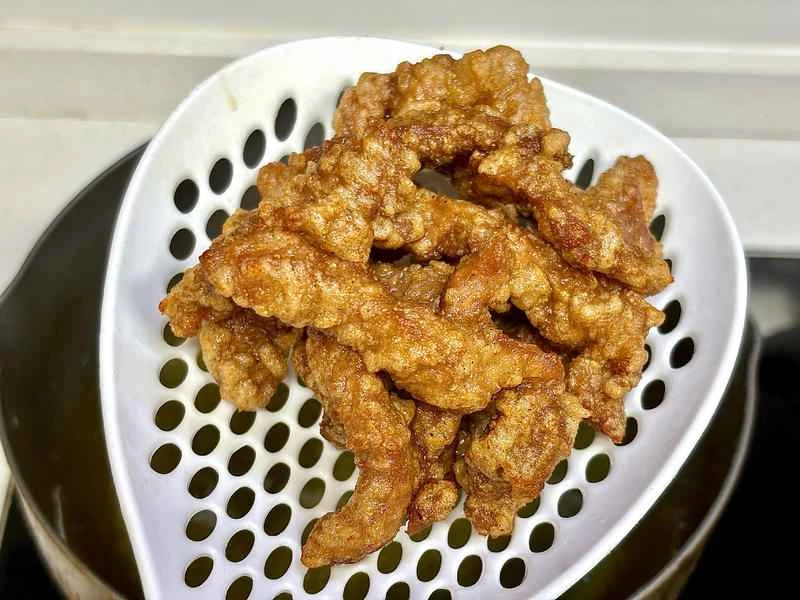 How to make pure milk hand-torn toast: Step 1