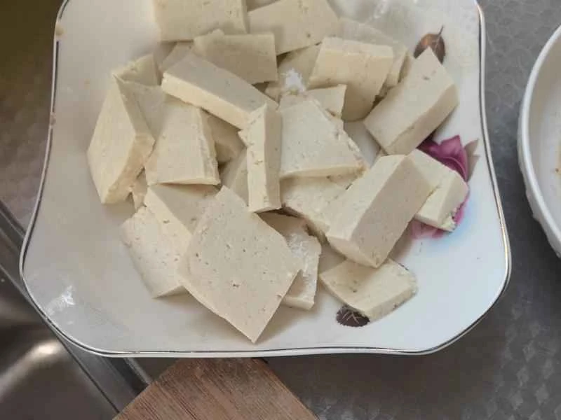 How to make pure milk hand-torn toast: Step 1