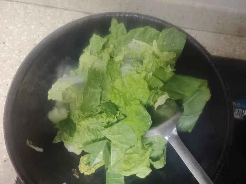 How to make pure milk hand-torn toast: Step 1