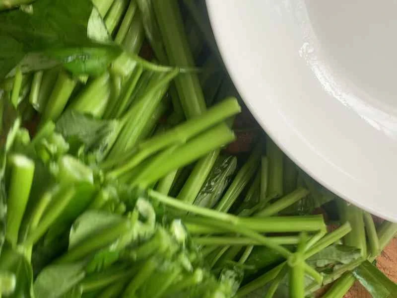 How to make pure milk hand-torn toast: Step 1