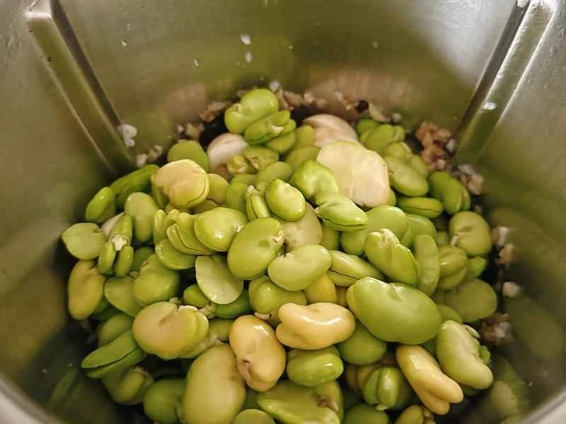 How to make pure milk hand-torn toast: Step 1